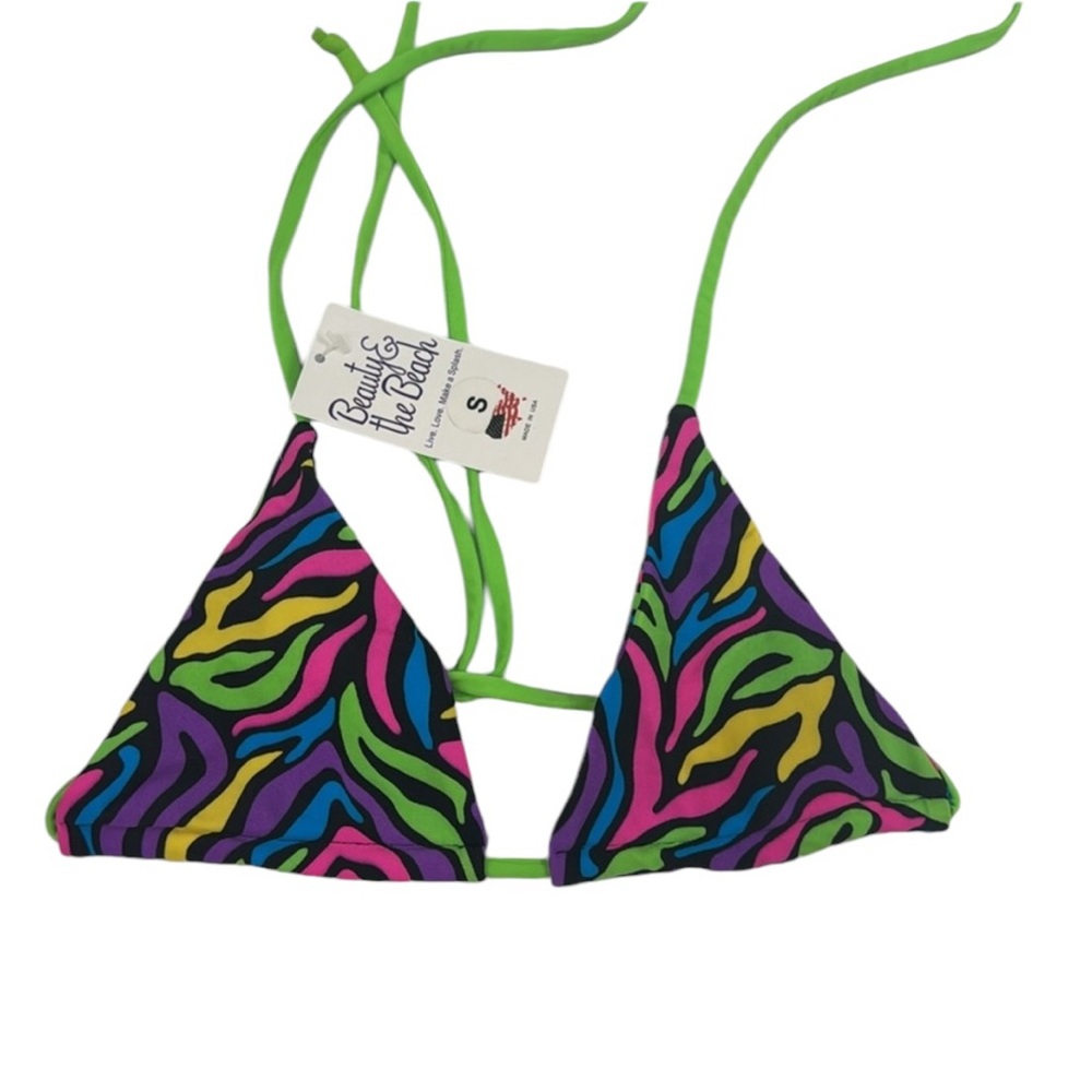 Beauty and the beach bikini top